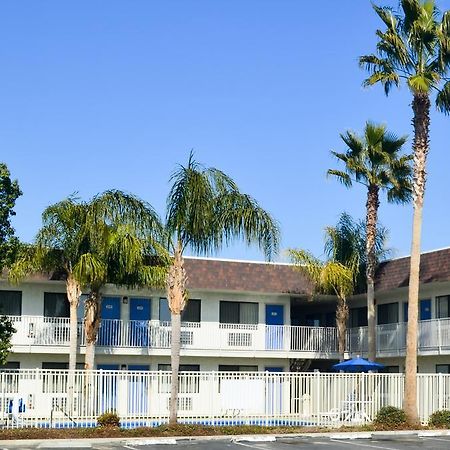 Motel 6 Lost Hills / Buttonwillow Racetrack Exterior foto